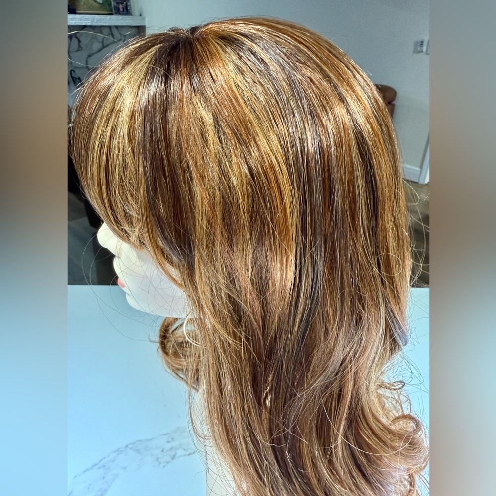 HAIR, 25-26” Vanessa Long Wavy Layers with bangs, Auburn/Copper - Picture 7 of 11